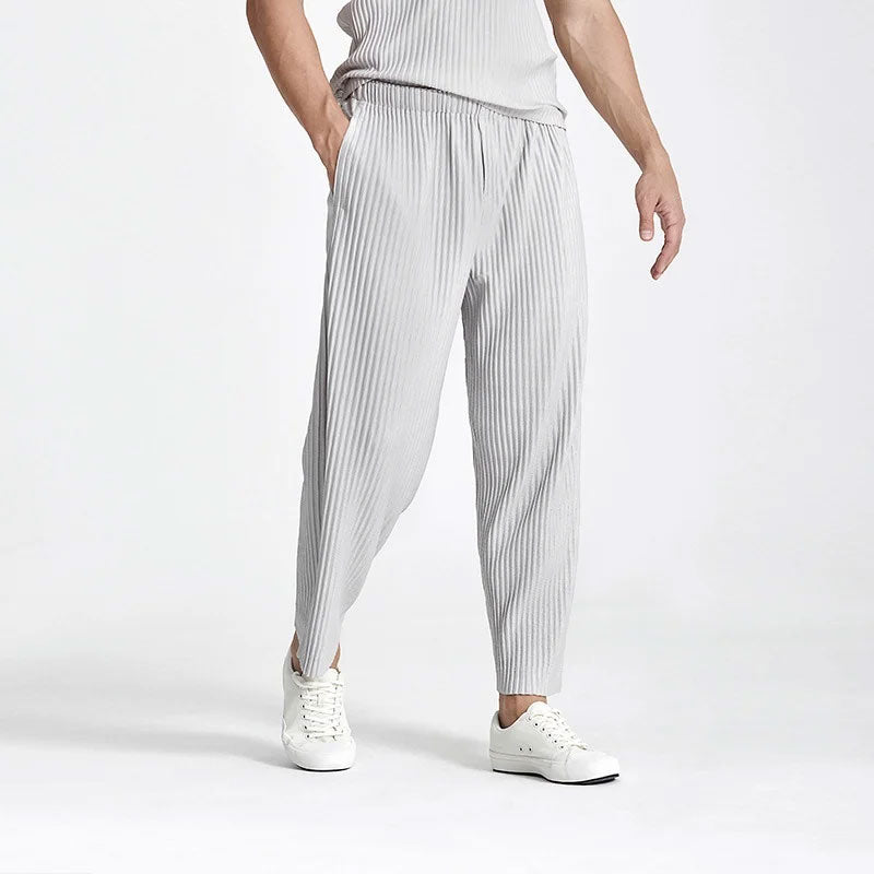 Men’s Loose Ice-Silk Pleated Trousers