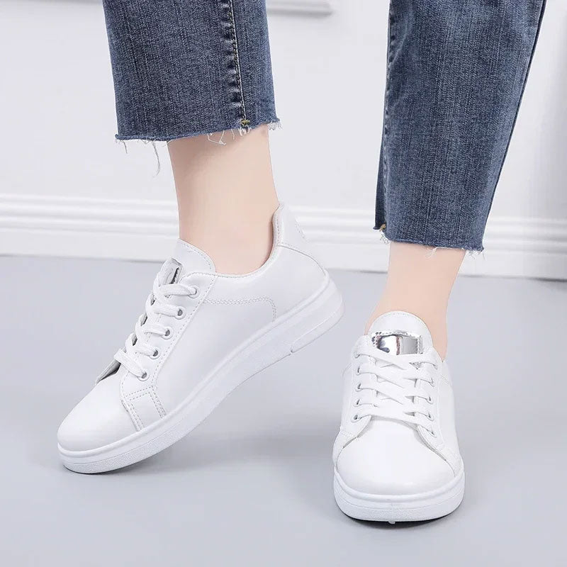 Round-toe Lace-Up Platform Sneakers